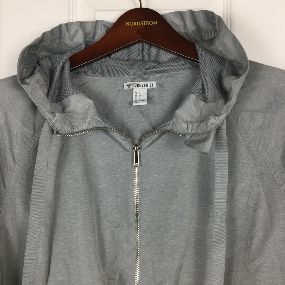 Forever 21 Large Lightweight Silver Jacket - image 4